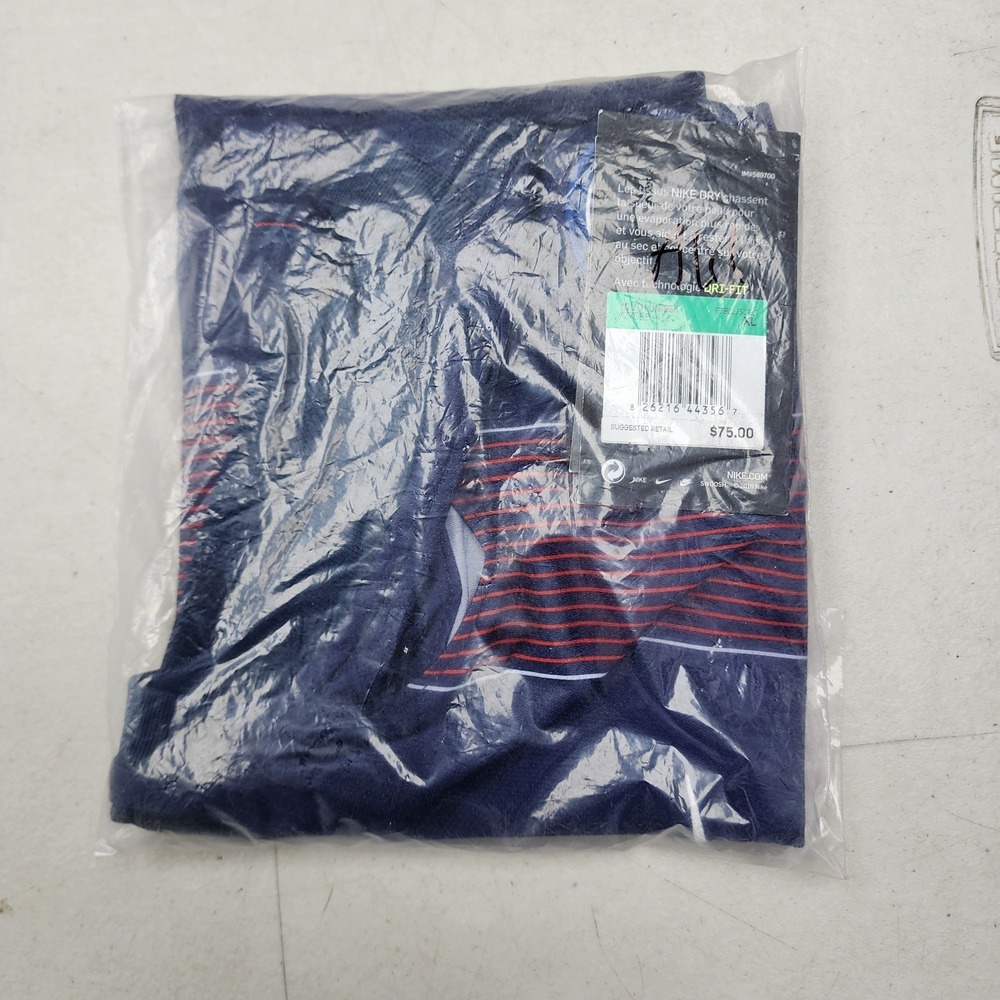Sz XL‎ Youth NIKE PSG Paris Saint-Germain 2016/17 Home Shirt 777068 411 - NWT - Picture 2 of 3